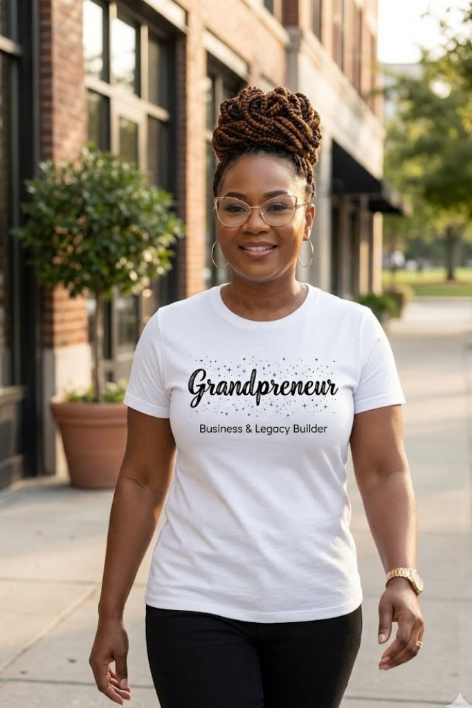 Boss Grandma T-Shirt | Empowered Grandmother Graphic Tee | Entrepreneurial & Loving Grandma Shirt: Black Writing